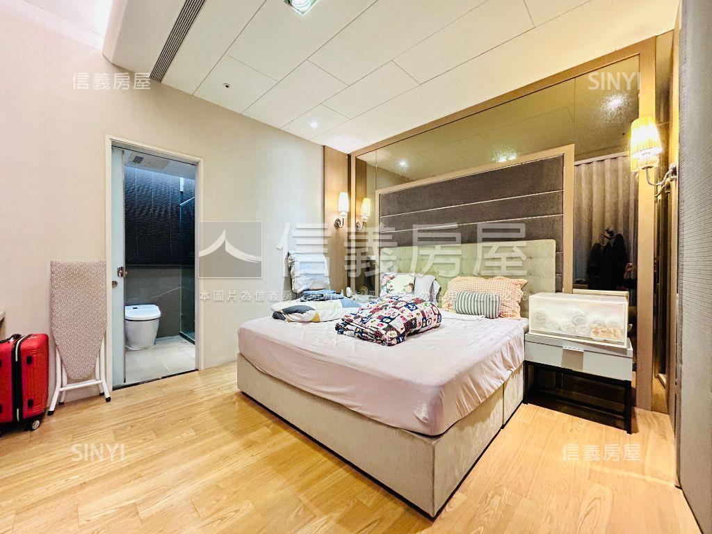 忠孝新生鋼骨三房車位豪邸房屋室內格局與周邊環境