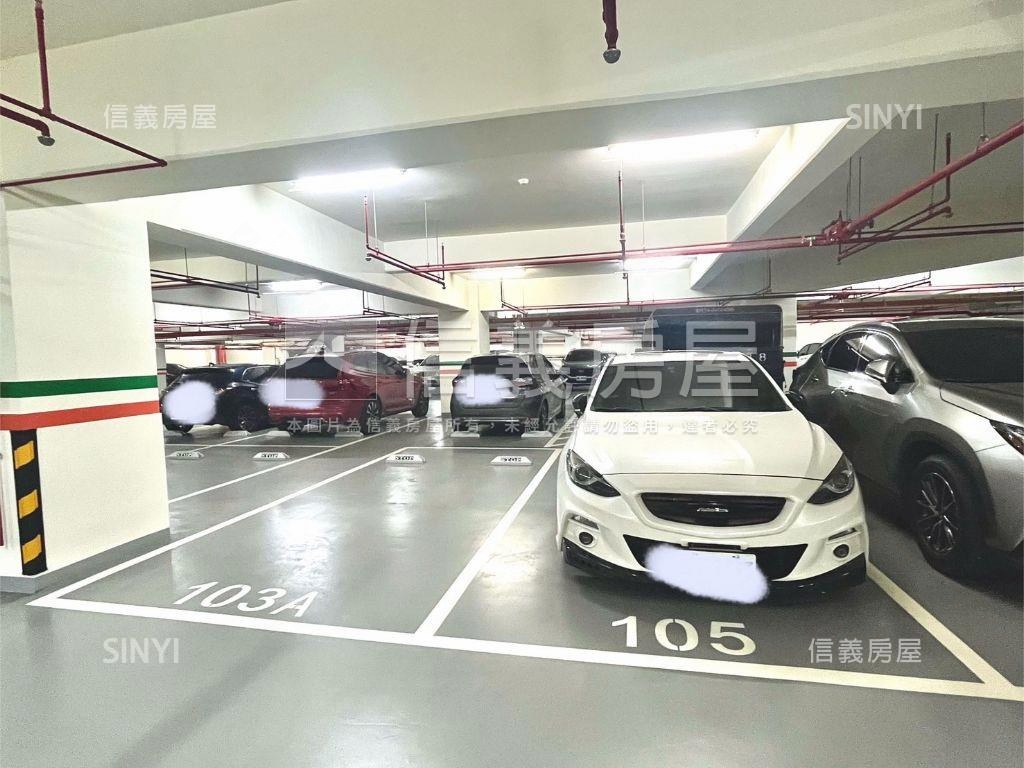 湖濱雙星收租美店面雙平車房屋室內格局與周邊環境
