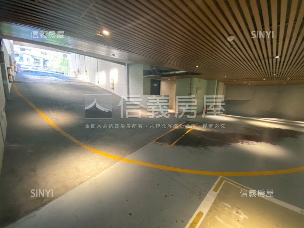 專任●與你成家兩房雙衛浴房屋室內格局與周邊環境