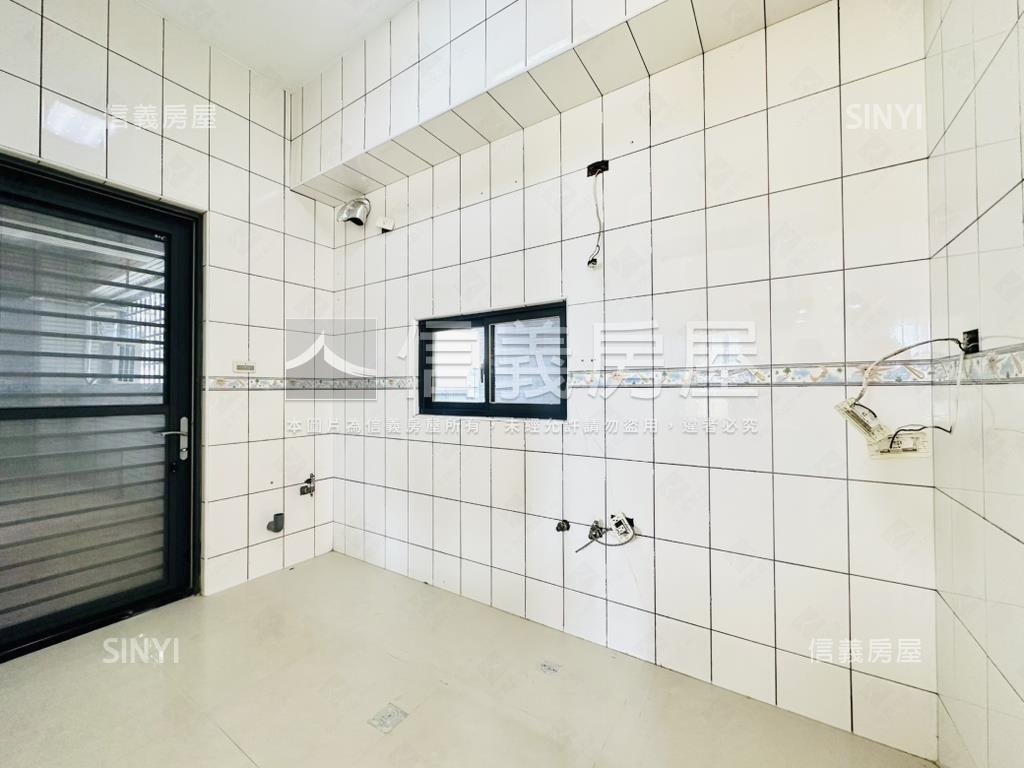 二期重劃區震後四房附平車房屋室內格局與周邊環境