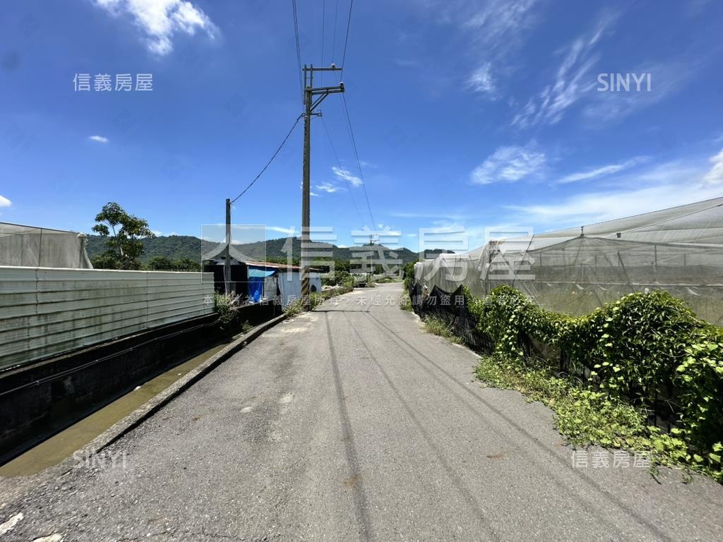 旗山百坪方正農地房屋室內格局與周邊環境