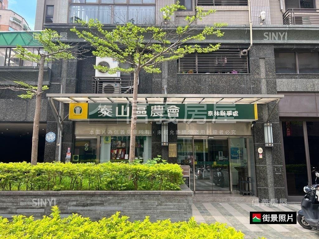 楓江路上鑽石面寬８米店面房屋室內格局與周邊環境