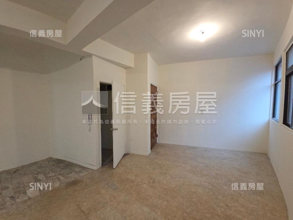 信義路店面房屋室內格局與周邊環境