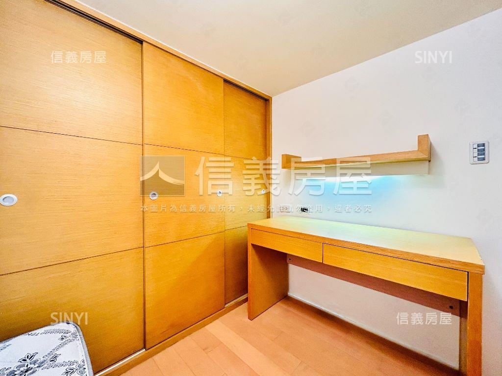 新☆美妍家☆邊間挑高美邸房屋室內格局與周邊環境
