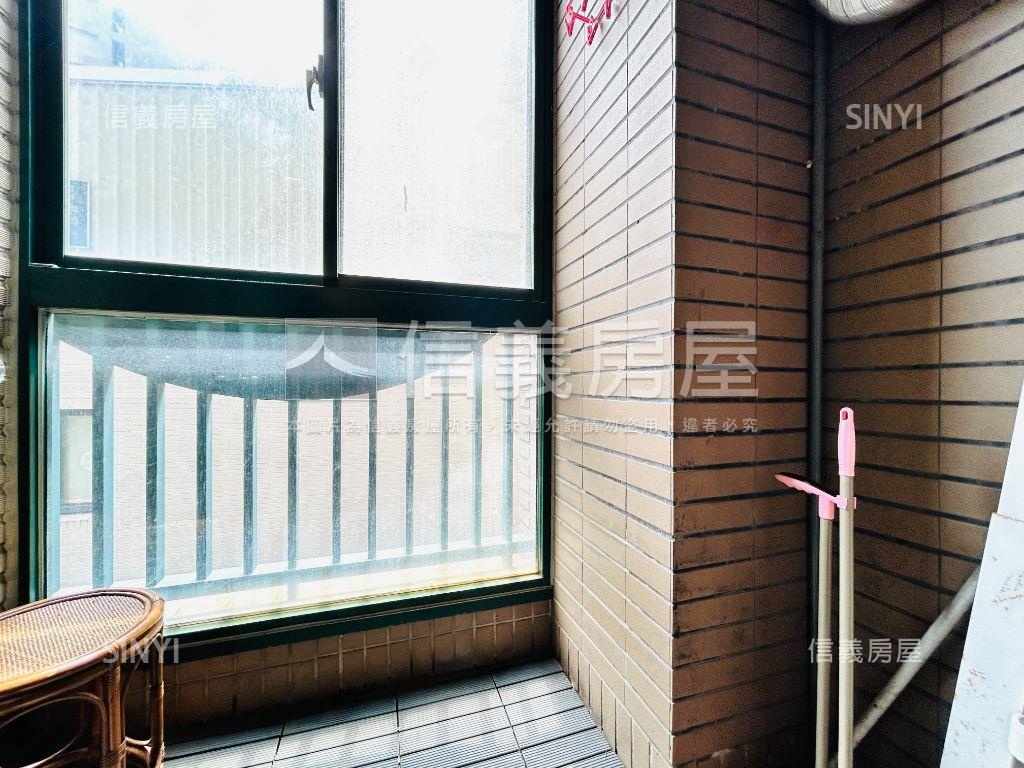 新☆美妍家☆邊間挑高美邸房屋室內格局與周邊環境