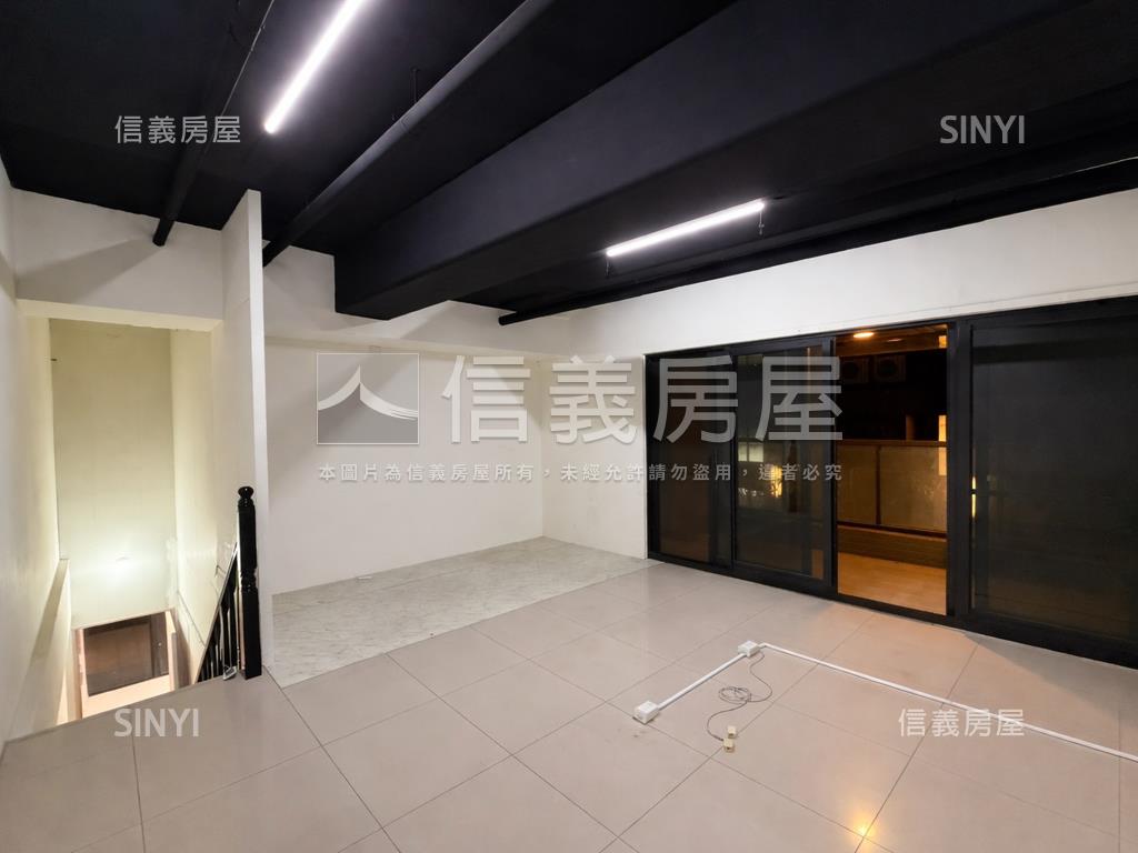 翠峰藝文街金三角店面房屋室內格局與周邊環境
