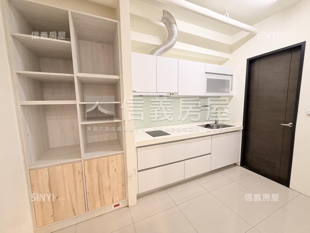 翠峰藝文街金三角店面房屋室內格局與周邊環境