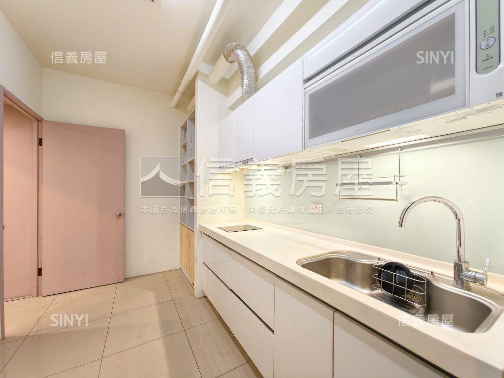 翠峰藝文街金三角店面房屋室內格局與周邊環境