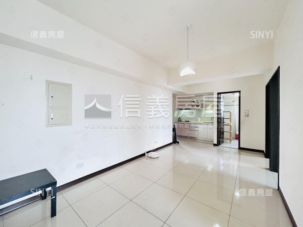 閱讀萊茵採光兩房車位房屋室內格局與周邊環境