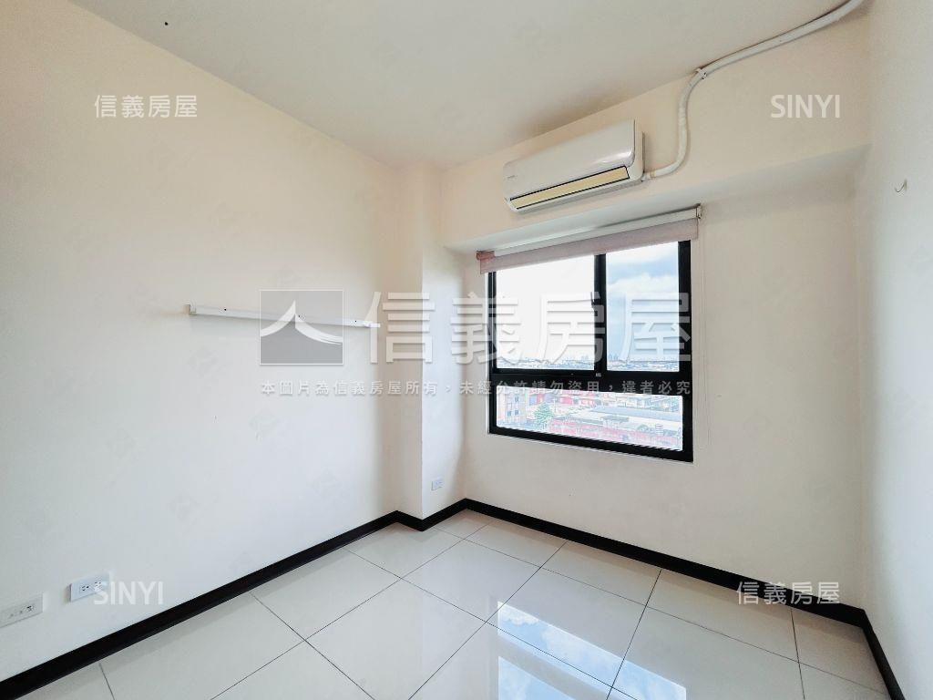 閱讀萊茵採光兩房車位房屋室內格局與周邊環境