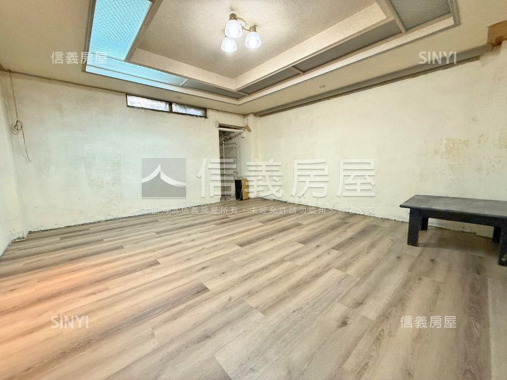 近中科大地坪透天社區別墅房屋室內格局與周邊環境