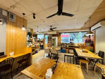 頂溪文化路三角窗店面