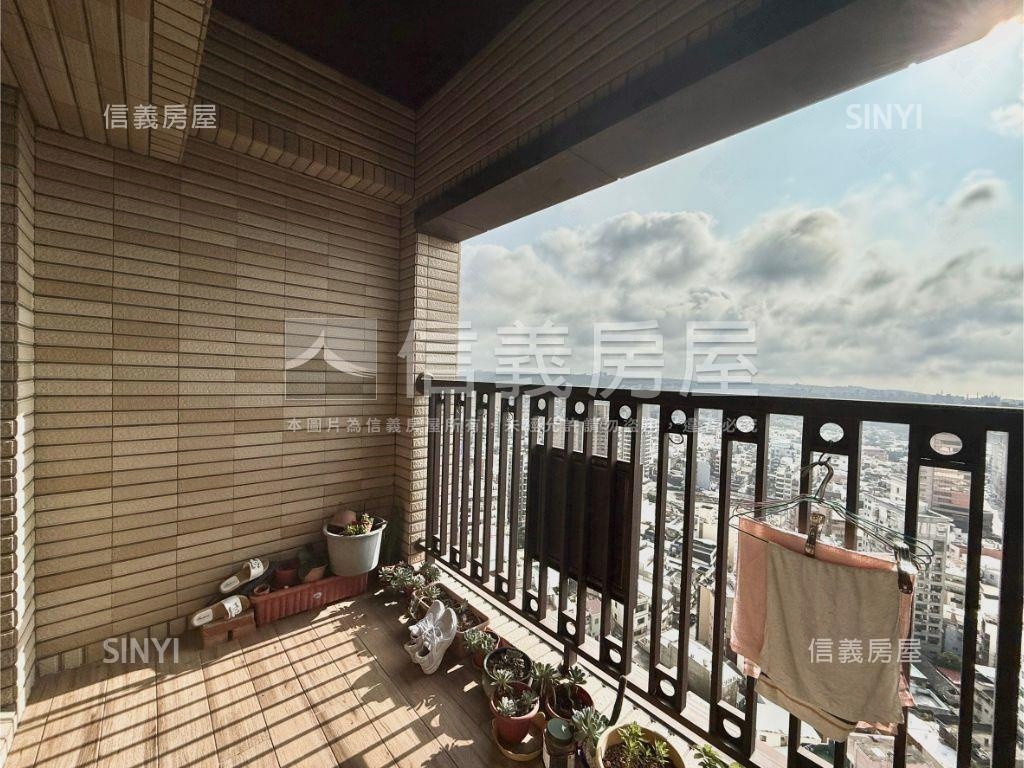 興傳高樓層視野景觀三房房屋室內格局與周邊環境
