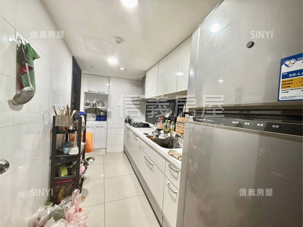 興傳高樓層視野景觀三房房屋室內格局與周邊環境