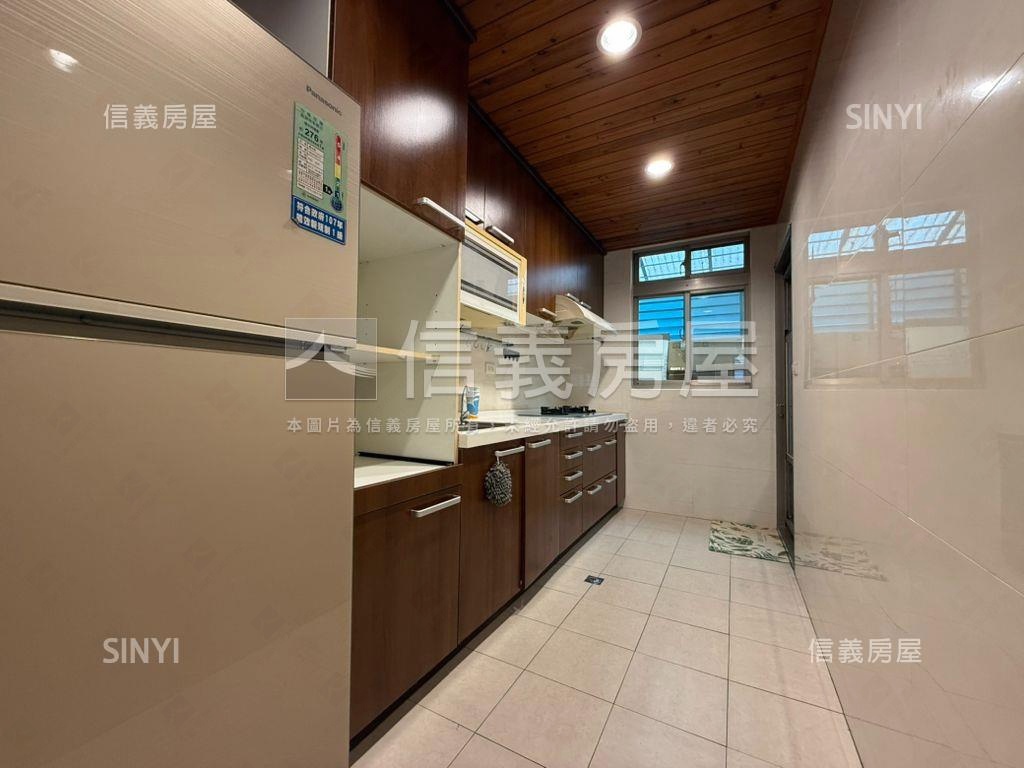 採光好美裝潢公寓房屋室內格局與周邊環境