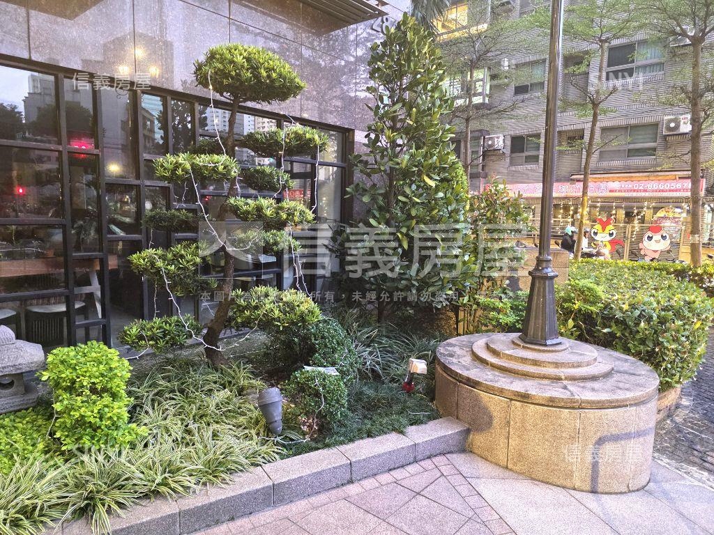 提琴手挑高一樓扶搖九方房屋室內格局與周邊環境