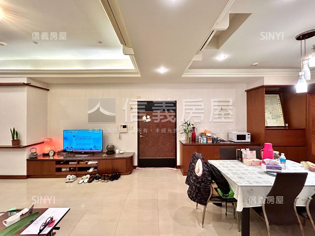 提琴手挑高一樓扶搖九方房屋室內格局與周邊環境