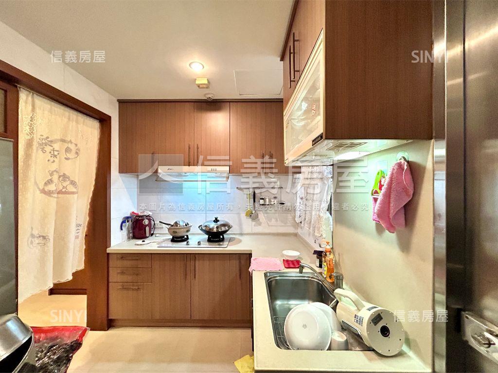 提琴手挑高一樓扶搖九方房屋室內格局與周邊環境