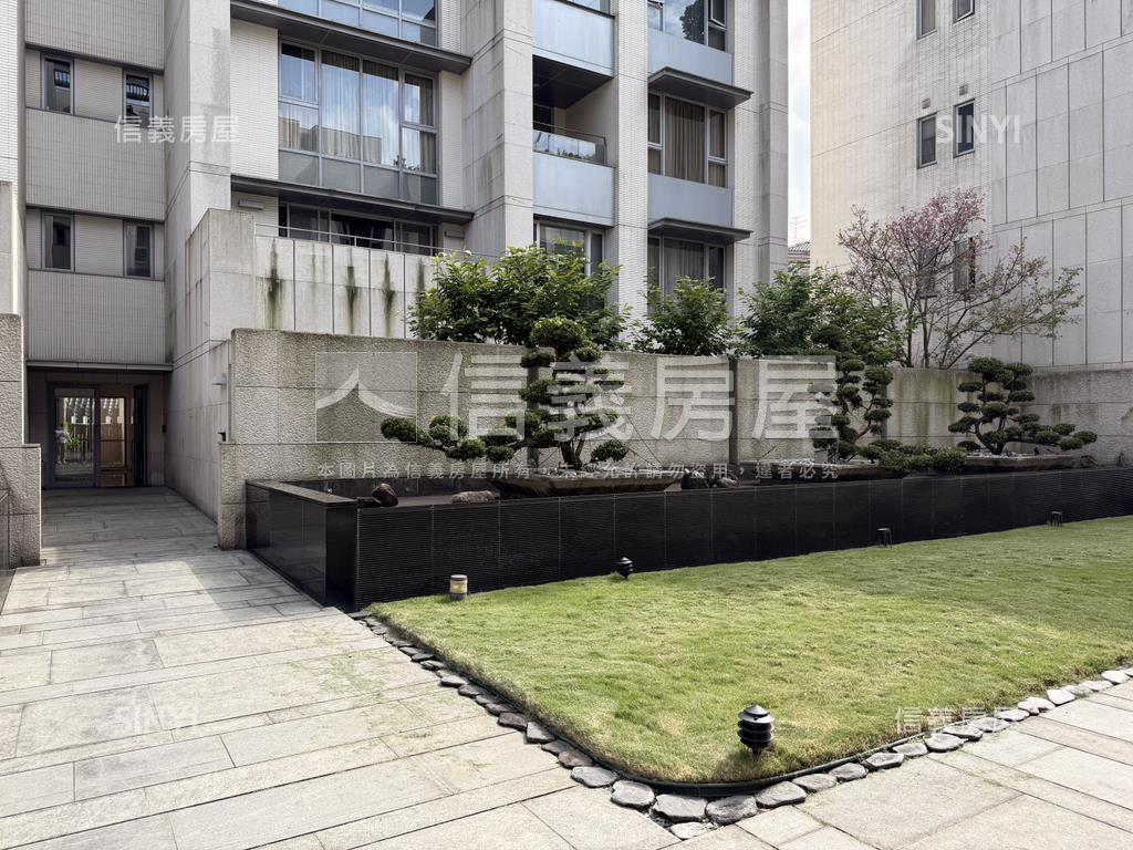 專約。領秀樓中樓大器釋出房屋室內格局與周邊環境