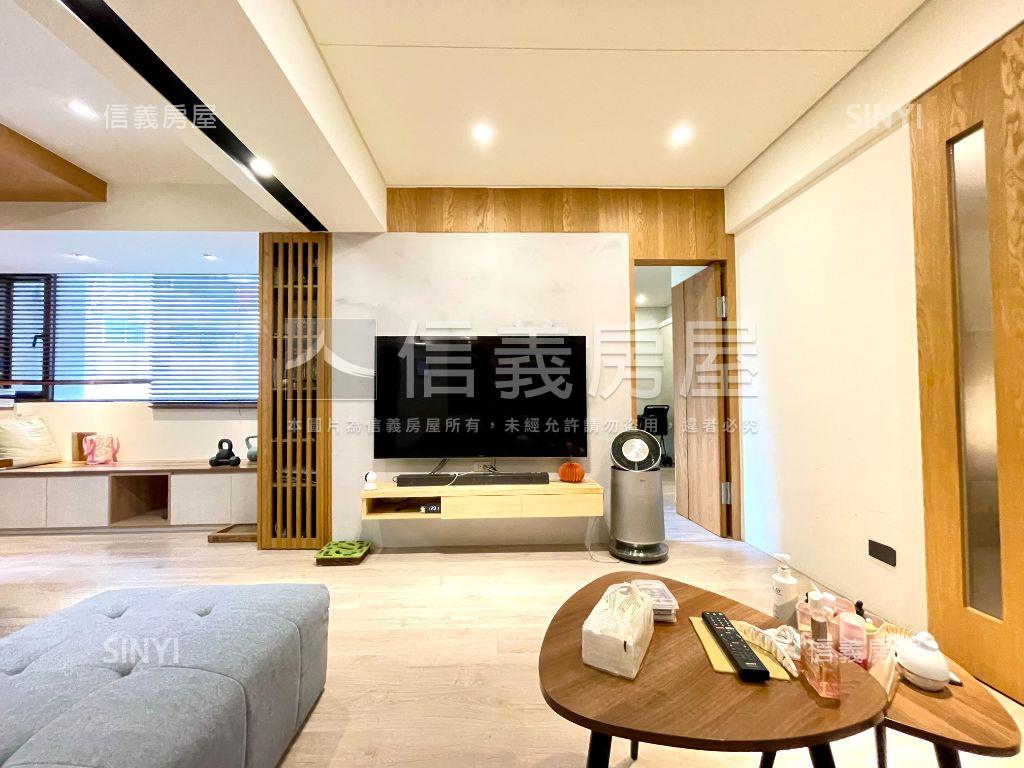 主推！近遠企電梯２房美妝房屋室內格局與周邊環境