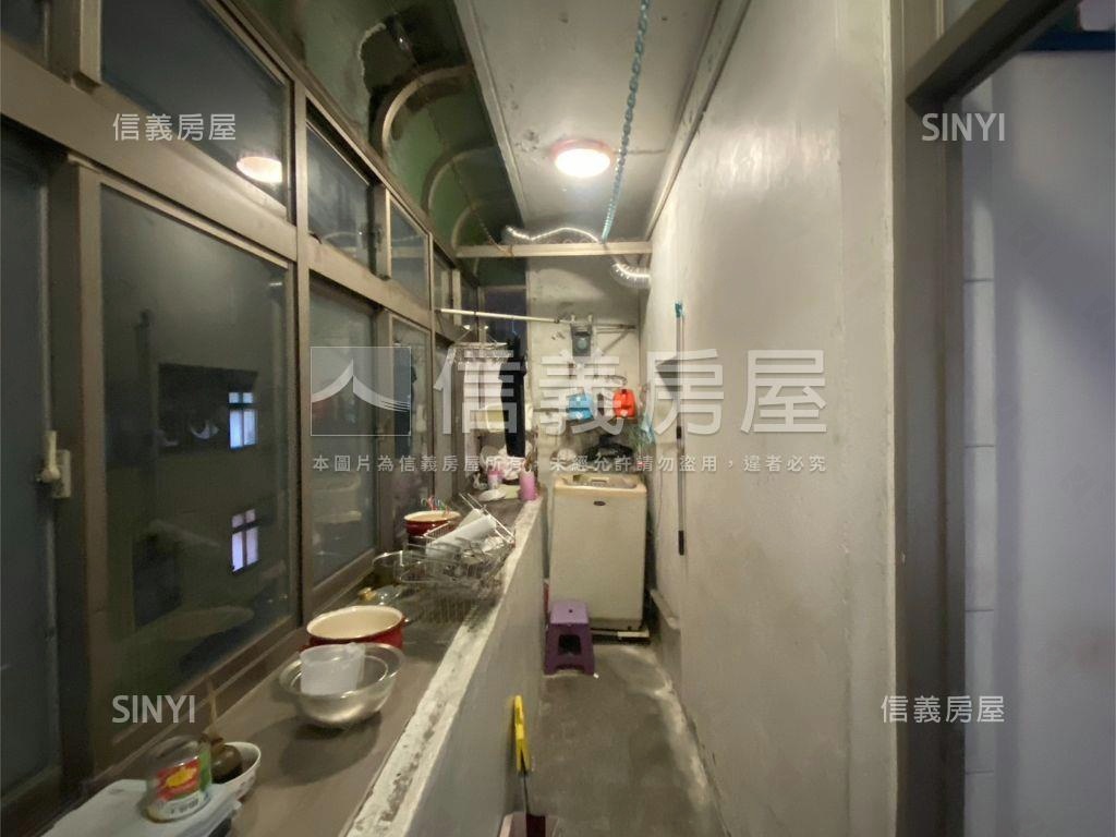 仁愛街大空間美寓房屋室內格局與周邊環境