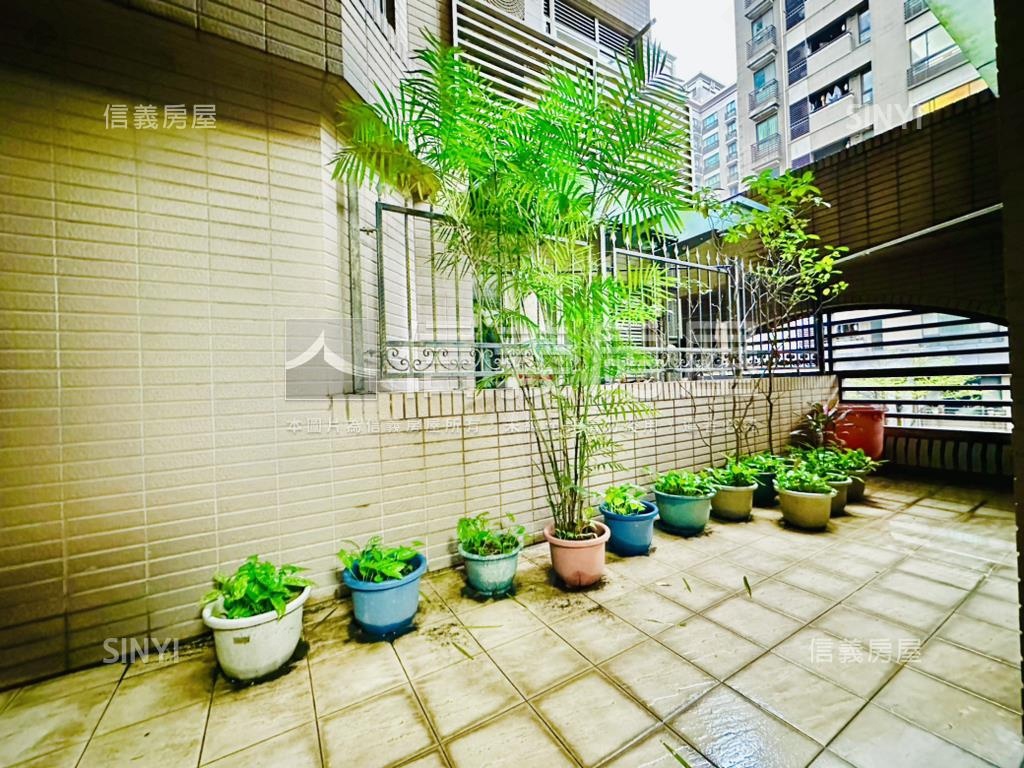 新站宏築精心亮麗美宅房屋室內格局與周邊環境