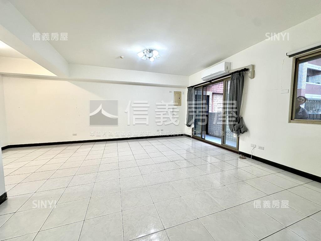 近捷運四房平車屋況讚房屋室內格局與周邊環境