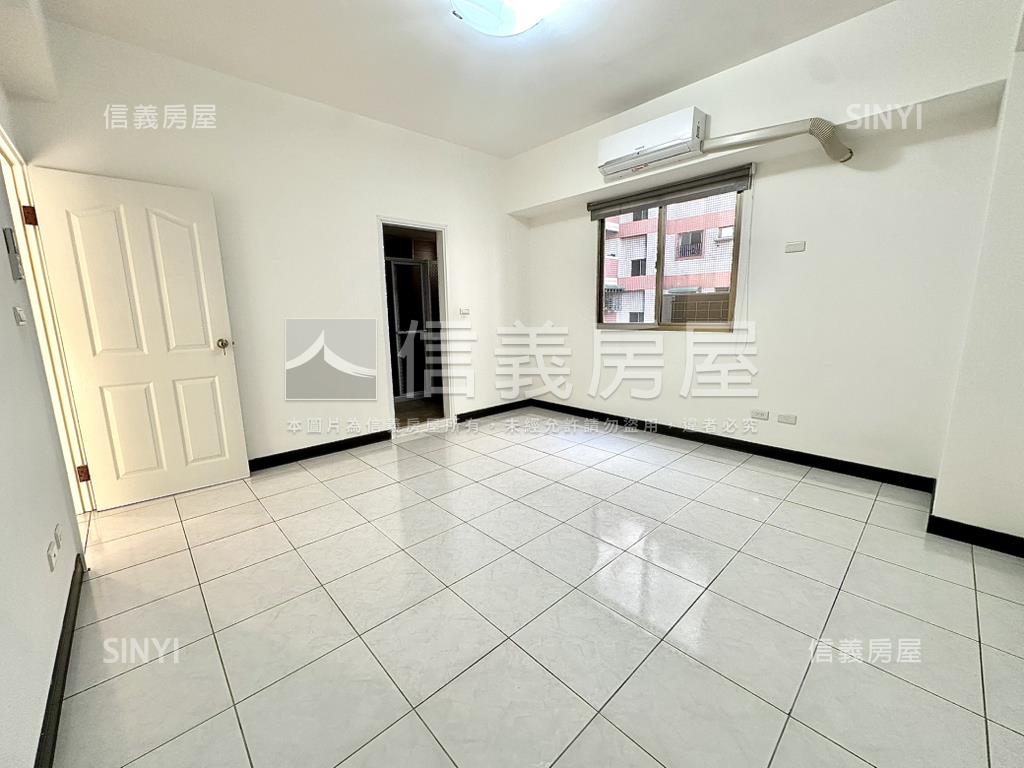 近捷運四房平車屋況讚房屋室內格局與周邊環境