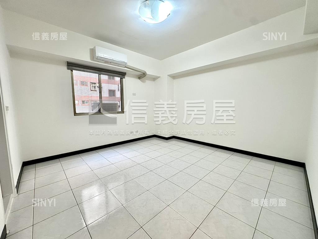 近捷運四房平車屋況讚房屋室內格局與周邊環境