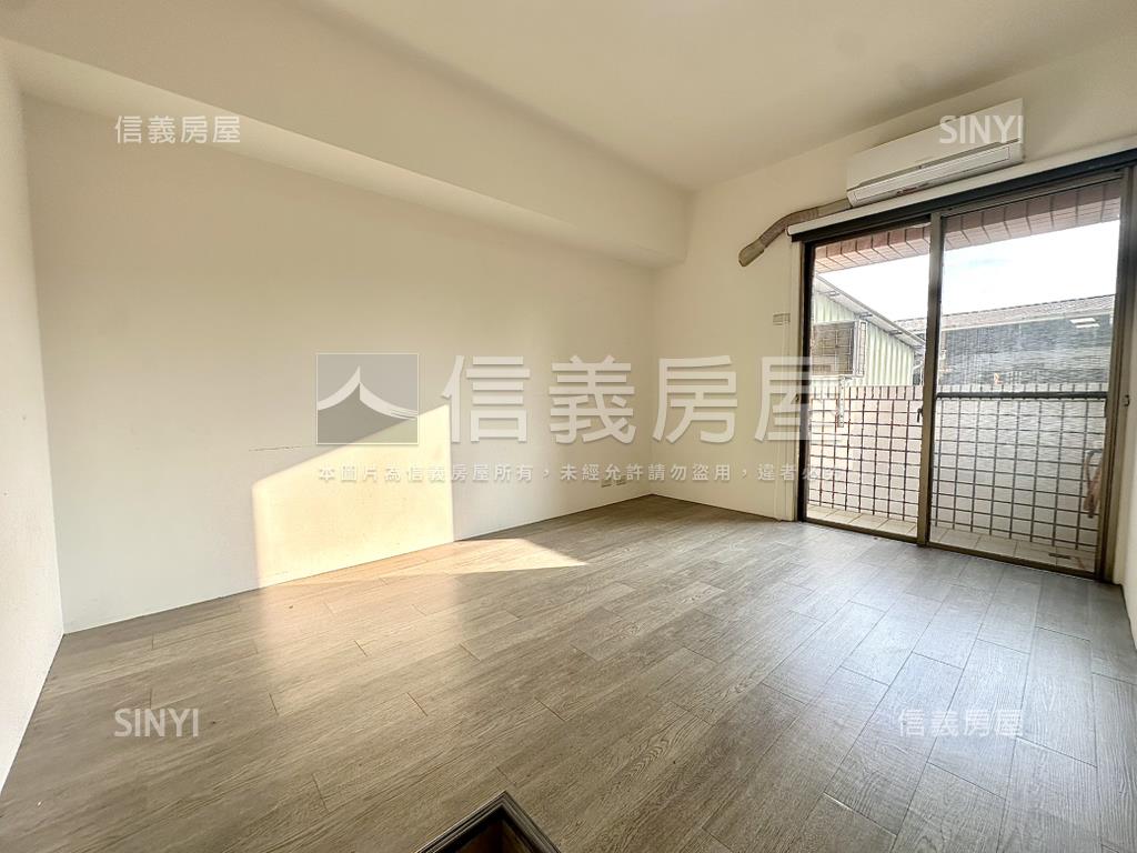 近捷運四房平車屋況讚房屋室內格局與周邊環境