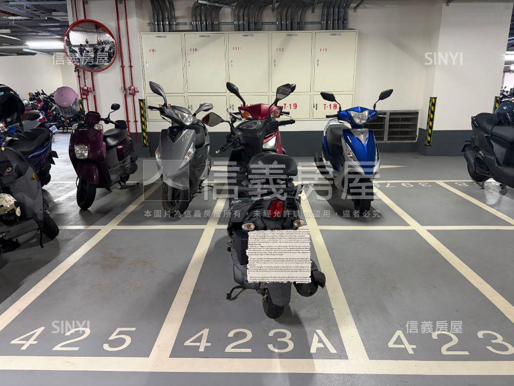 富宇敦峰日式現代裝潢美屋房屋室內格局與周邊環境