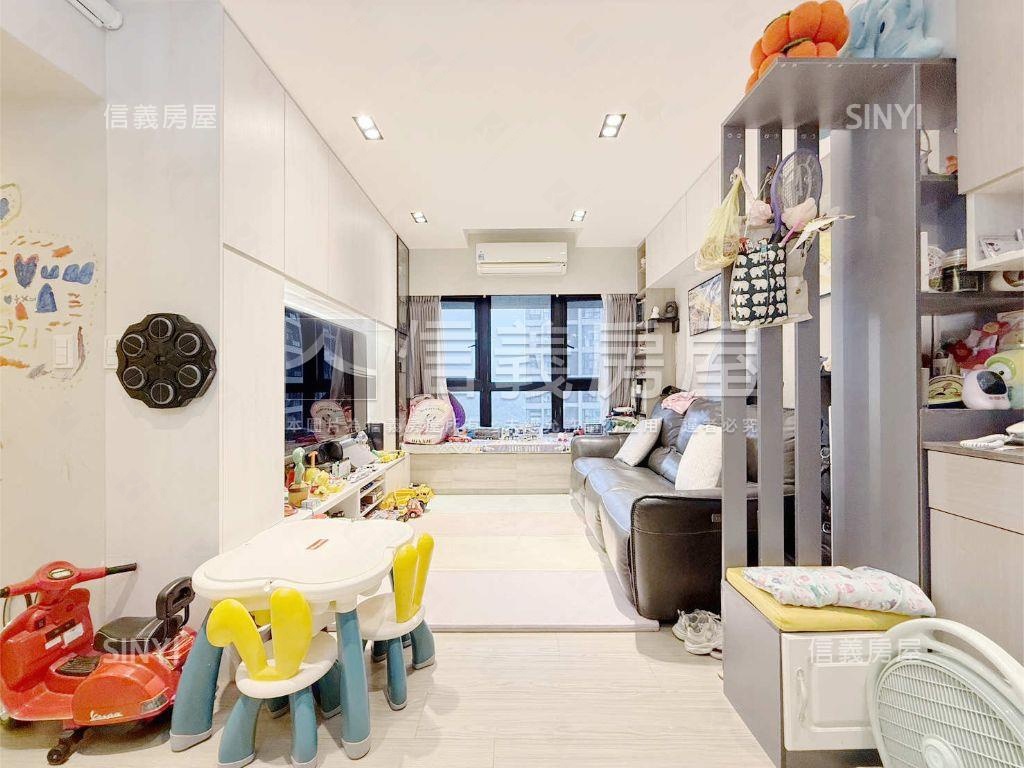 中研Ａ＋美妝三房房屋室內格局與周邊環境