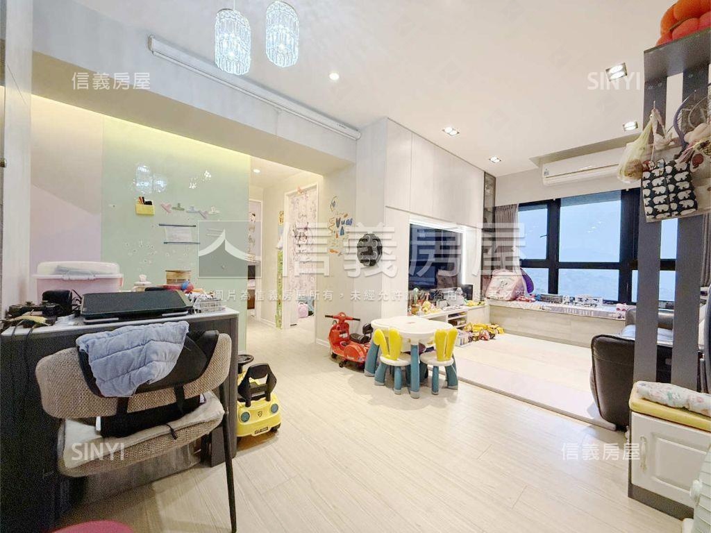 中研Ａ＋美妝三房房屋室內格局與周邊環境