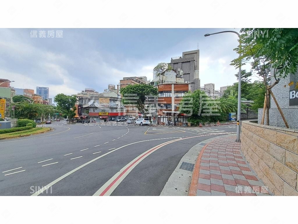 天母圓環透天金店房屋室內格局與周邊環境