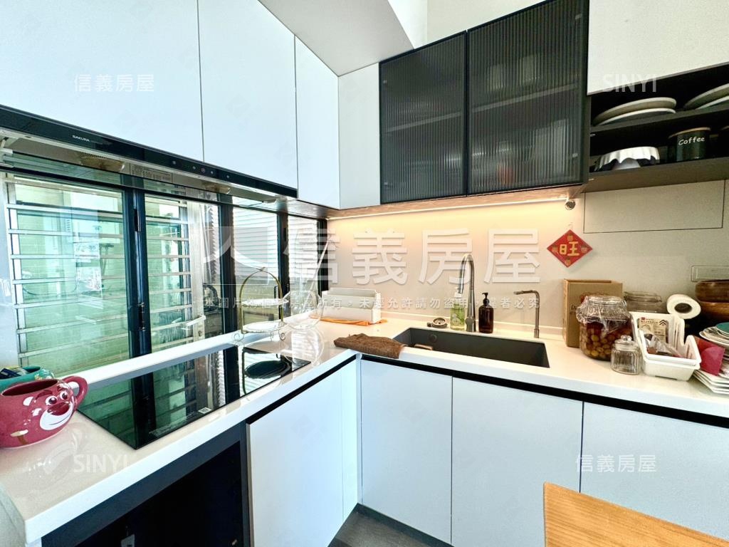 竹城雙面採光裝潢美宅房屋室內格局與周邊環境