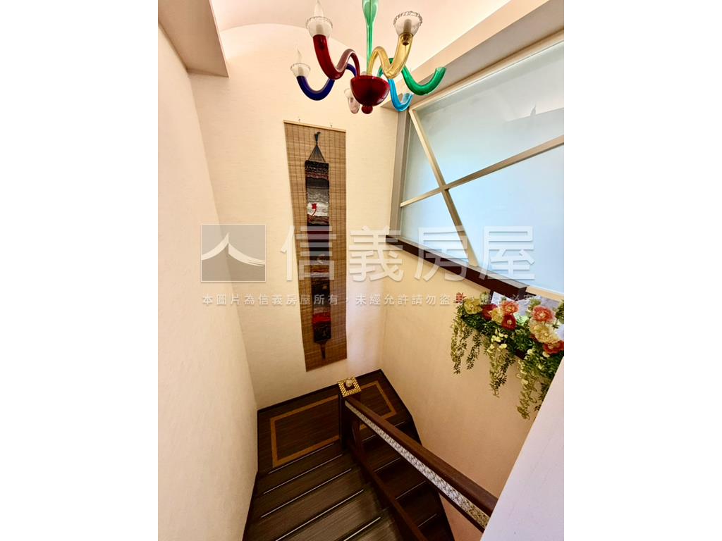 ★皇冠社區★獨棟別墅房屋室內格局與周邊環境
