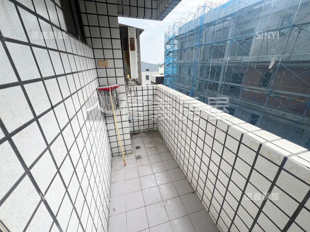 近歸仁圓環二房平車房屋室內格局與周邊環境