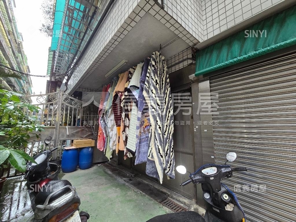 三重國小角窗店霸房屋室內格局與周邊環境