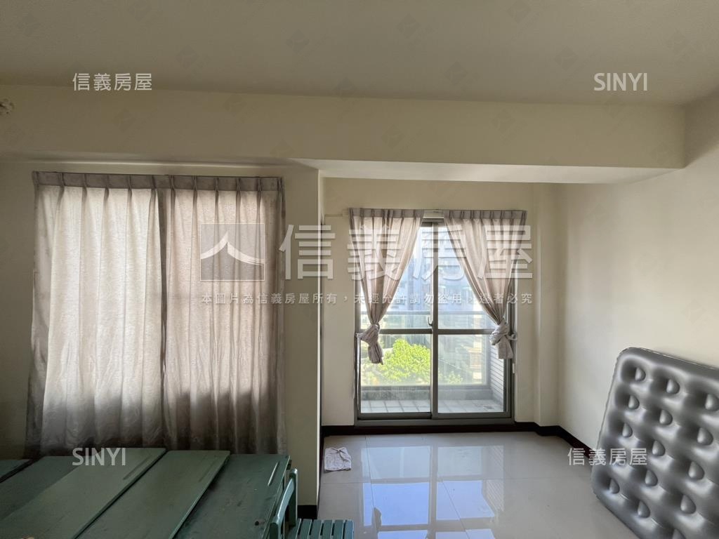 近公園＆捷運孝親臨路別墅房屋室內格局與周邊環境