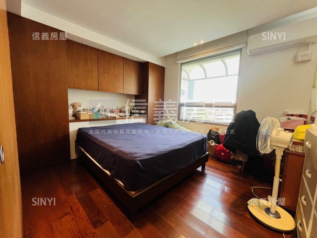 邊間綠蔭明亮豪邸車位房屋室內格局與周邊環境