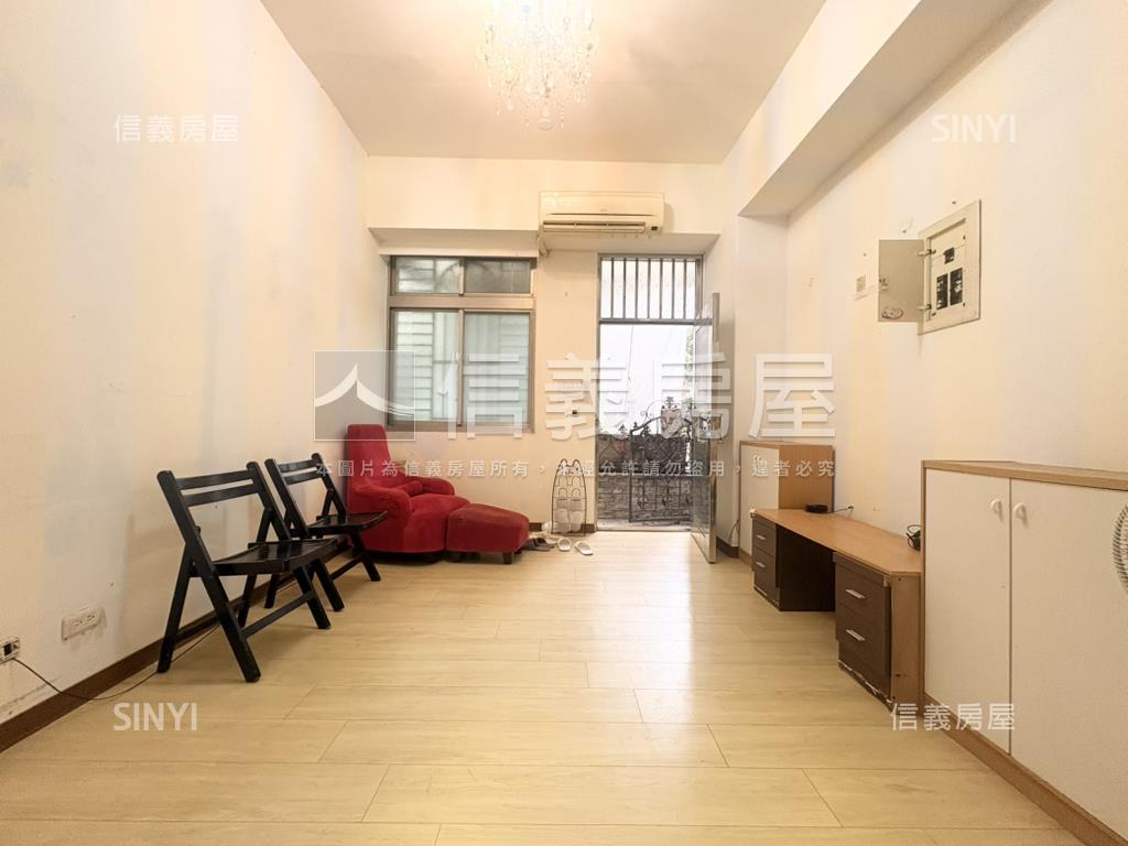 凱悅花園電梯２房房屋室內格局與周邊環境