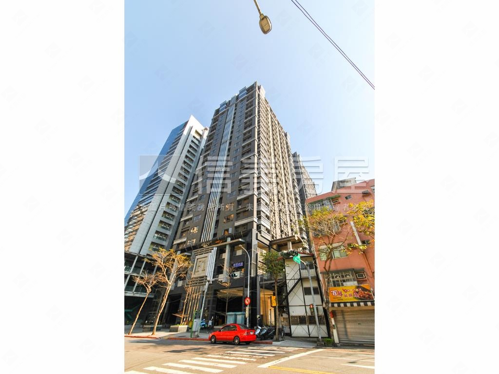 超級Ｆ１坡道平面大車位房屋室內格局與周邊環境