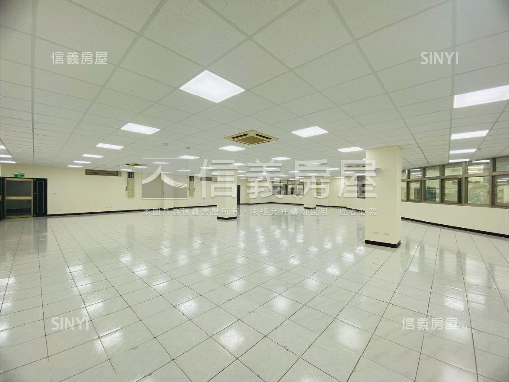 豪邁大樓三樓廠辦雙車位房屋室內格局與周邊環境