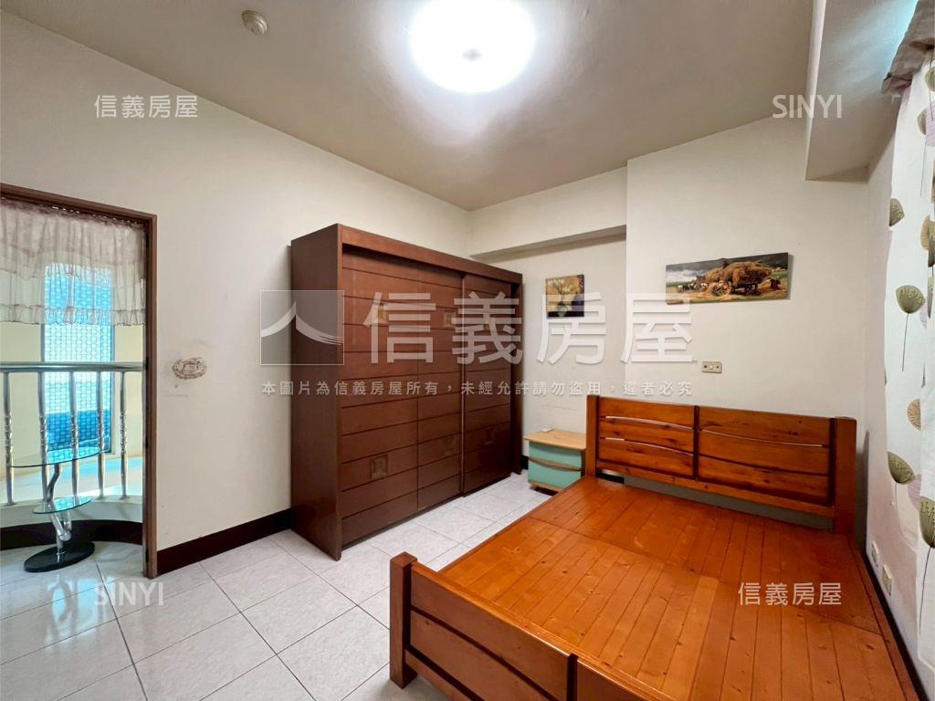 近信義☆樓中樓平車美三房房屋室內格局與周邊環境