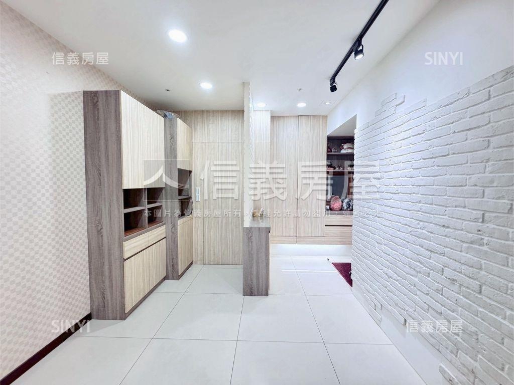 富宇學學｜朝東南景觀３房房屋室內格局與周邊環境