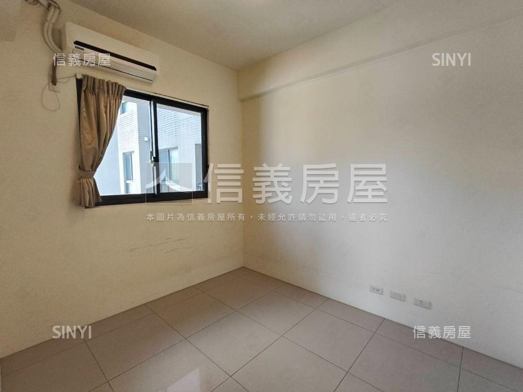 明日山景三房平車房屋室內格局與周邊環境