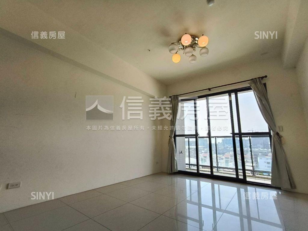 明日山景三房平車房屋室內格局與周邊環境