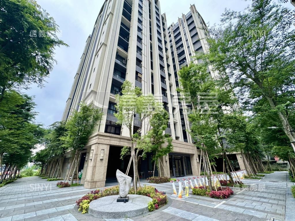 樂晴市樂郡區Ａ５三房車位房屋室內格局與周邊環境