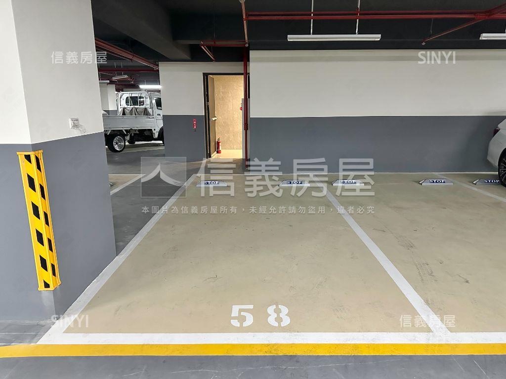 樂晴市樂郡區Ａ５三房車位房屋室內格局與周邊環境