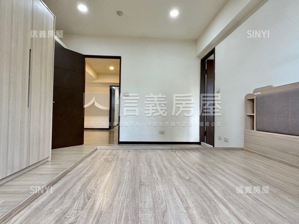 新光重劃區大三房平車房屋室內格局與周邊環境